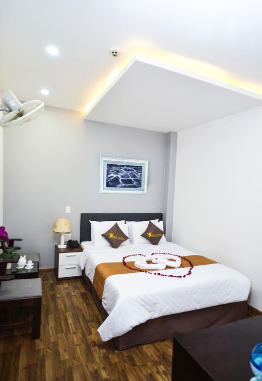 Nice De Paris Hotel Da Nang Zewnętrze zdjęcie
